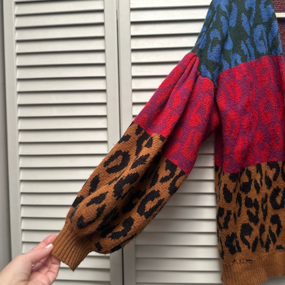 Farm Rio animal color block sweater. oversized with balloon sleeves. Has flaws - Picture 6 of 8